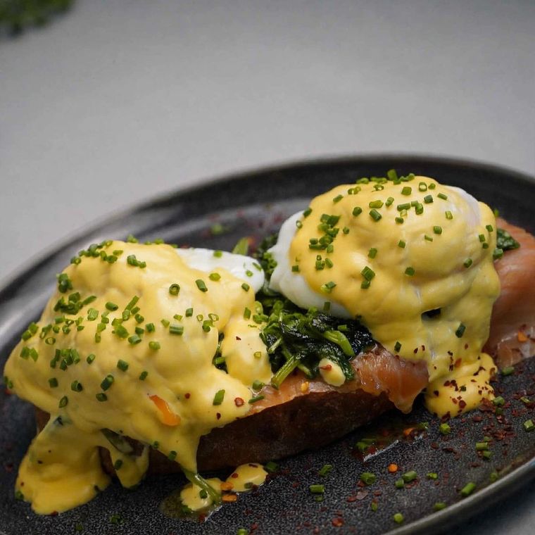 Eggs Benedict von Lucky You Schaffhausen fürs Catering